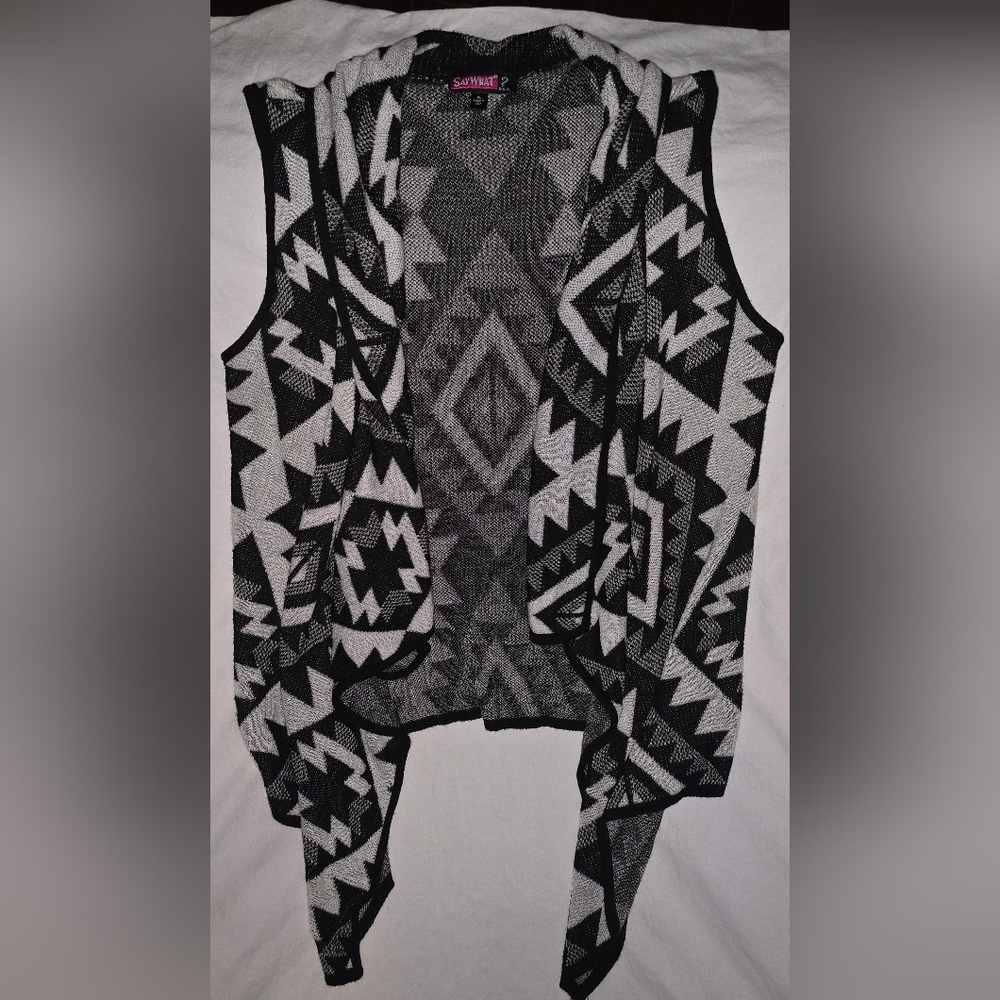 Black & white sleeveless drapey cardigan, XL southwest Boho style,  asymmetrical